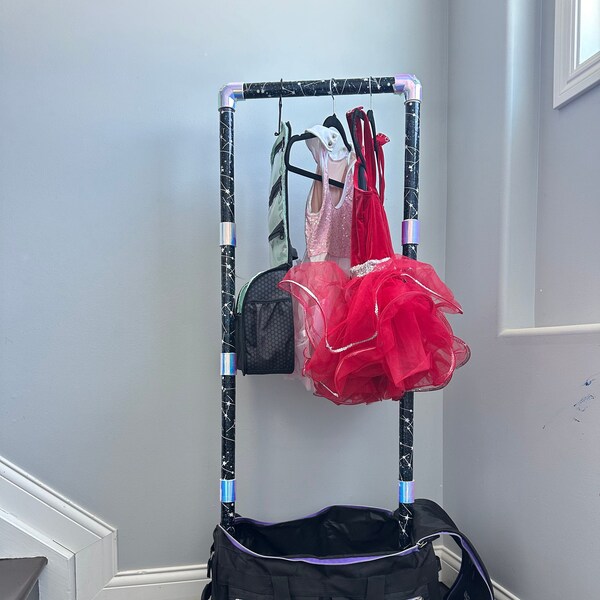 DIY Plans - PVC In-Bag Travel Garment Rack