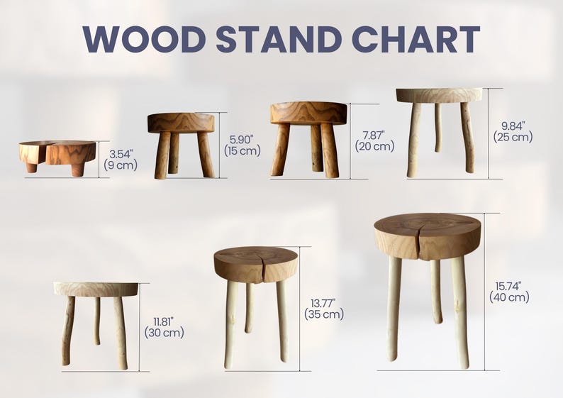 Op de afbeelding: Een grafiek met zes verschillende maten houten standaards, elk met drie poten. De standaards zijn gemaakt van natuurlijk hout en hebben een rustieke uitstraling. De grafiek bevat maten in inches en centimeters.
