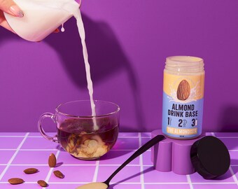 Lait d'amande concentré 100 % amandes, sans sucre, sans gomme, sans huile. Sans lactose, Végétalien, il peut produire jusqu'à 7 L de lait