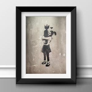 Banksy-Bomb-Hugger-Signed-01-