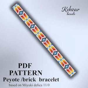 Peut inclure: Un modèle PDF pour un bracelet en point peyote ou brick stitch par Kobzar beads, avec un motif géométrique de losanges bleus, jaunes, oranges et blancs. Le texte indique : PDF PATTERN Peyote /brick bracelet based on Miyuki delica 11/0 BTM-21.