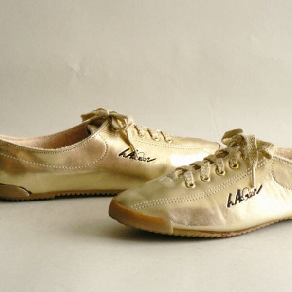 Women's Metallic Gold Tennis Shoes,  LA Gear Sneakers Size 6