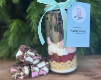 Rocky Road Mix In A Jar | DIY Baking Gift Set for Kids