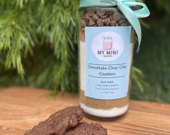 Chocolate Choc Chip Cookie Mix In A Jar | DIY Baking Gift Set for Kids