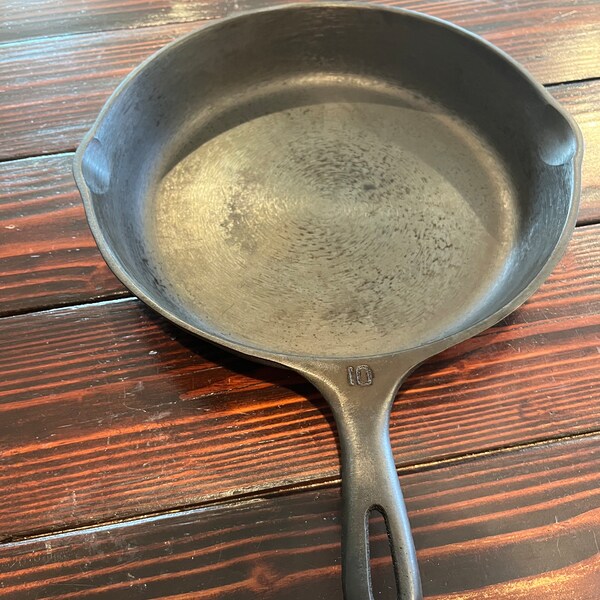 Rare Antique Wagner #10 Cast Iron Skillet Unmarked 11 3/4 inch