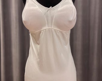 ヴィンテージ プレイテックス ホワイトサテン ボディスーツ ガードル: 42C シェイプウェア ボディブリーフ