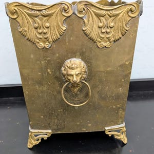Brass Footed Lion Handle Ring Jardinere Vintage Plant Cache Pot
