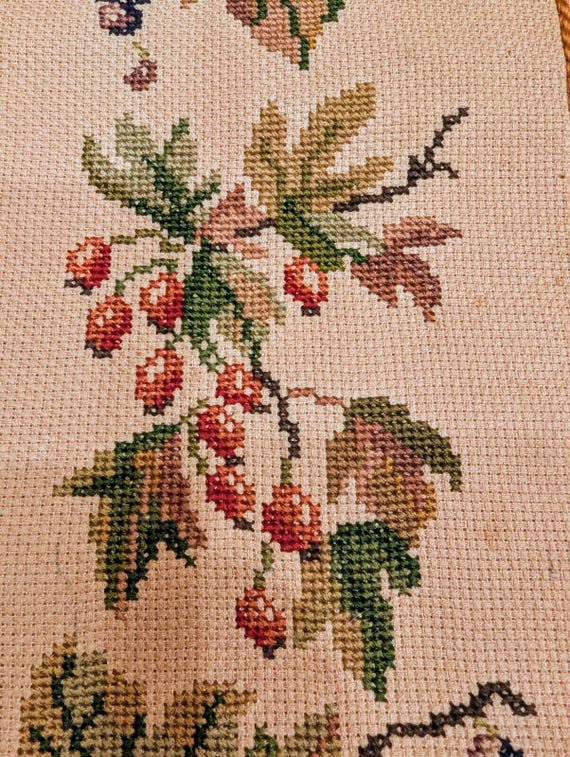 フランスアンティーク アンティークベルプル ニードルポイント