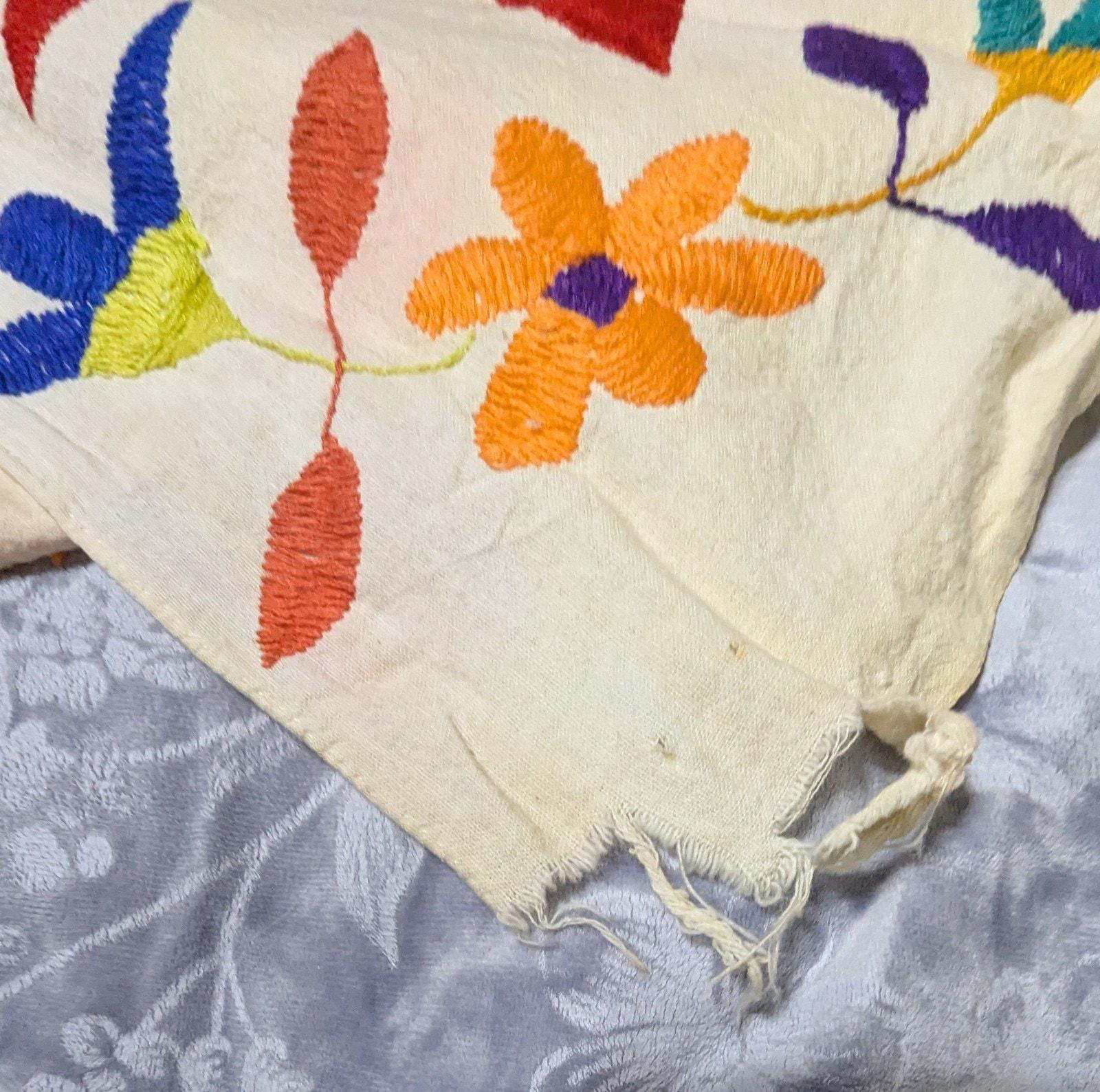 タペストリー　メキシコミチョアカン 2025 ミチョアカンの死者の日、提供元：Manifiesto Travel | モレリア