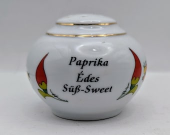 Vintage PAPRIKA Edes Sub Sweet Shaker Hand Painted Porcelain Ceramic ML