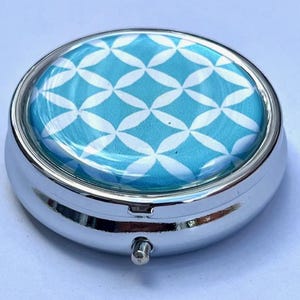 Pill box, tablet box, portable pill box, 3-piece pill box, tablet box for on the go 11, pillbox, pillcase, tablet case,