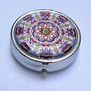 Pill box, tablet box, portable pill box, 3-piece pill box, tablet box for on the go 09, pillbox, pillcase, tablet case,