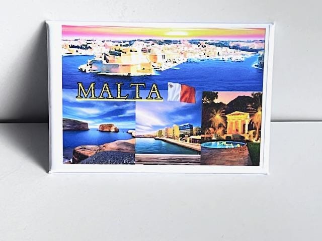 Cendrier Souvenir Vintage Malte Gozo – Céramique Noire – Fabrication Maltaise