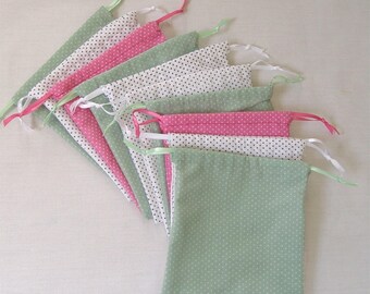 Party Favor bags, drawstring bags, jewelry bags, candy bags, soap bags. Pin dots. Set of 10.