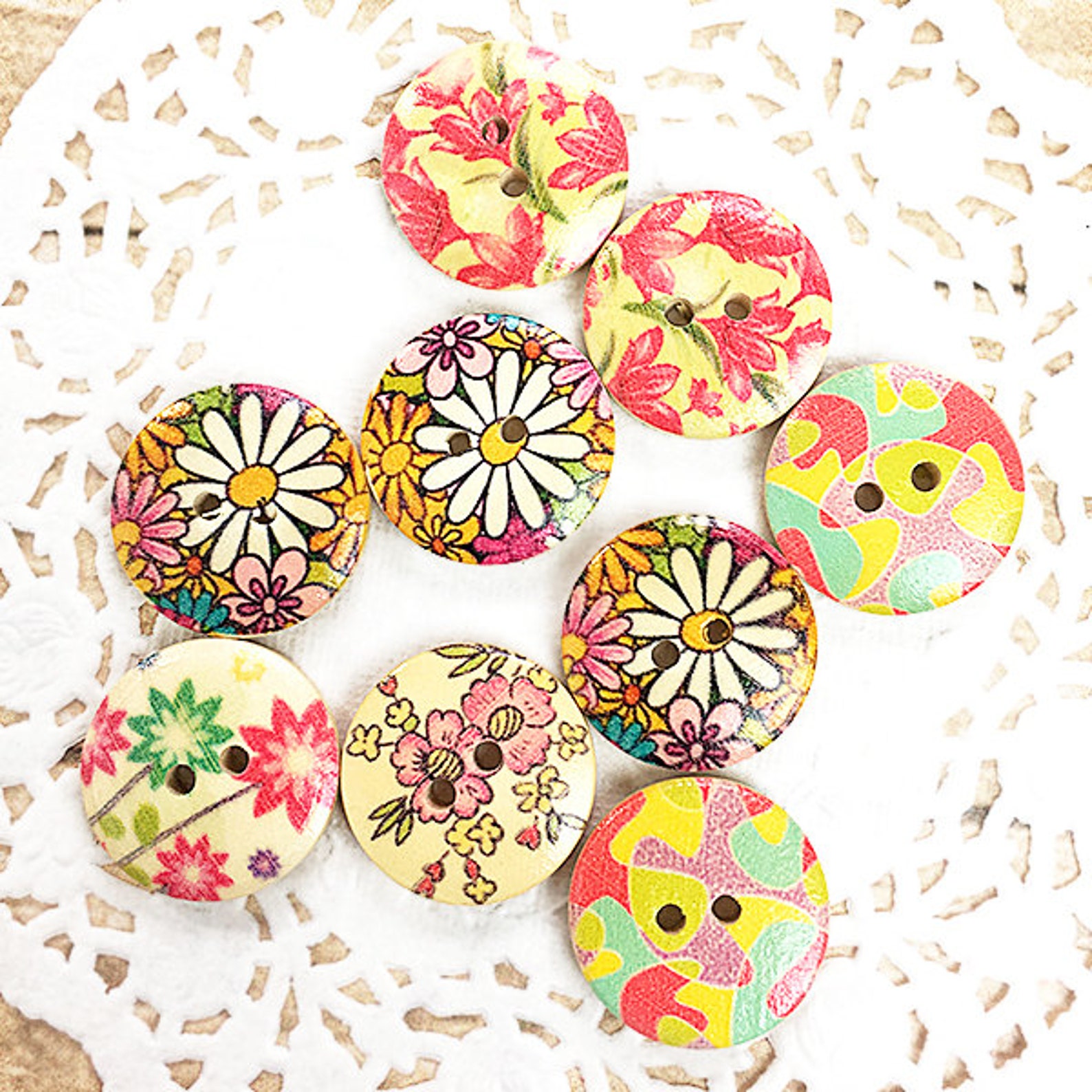 Set of 9 Decorative Wood Buttons Sewing Craft Scrapbooking Etsy