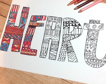 以下が含まれることがあります： 黒と白のイラストで「HEART」という言葉が描かれており、各文字は異なるパターンで塗りつぶされています。文字は黒で縁取られ、パターンは黒で塗りつぶされています。