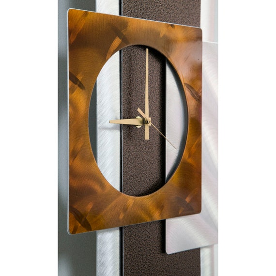 Modern Metal Wall Clock Abstract Functional Art Pendulum Clock