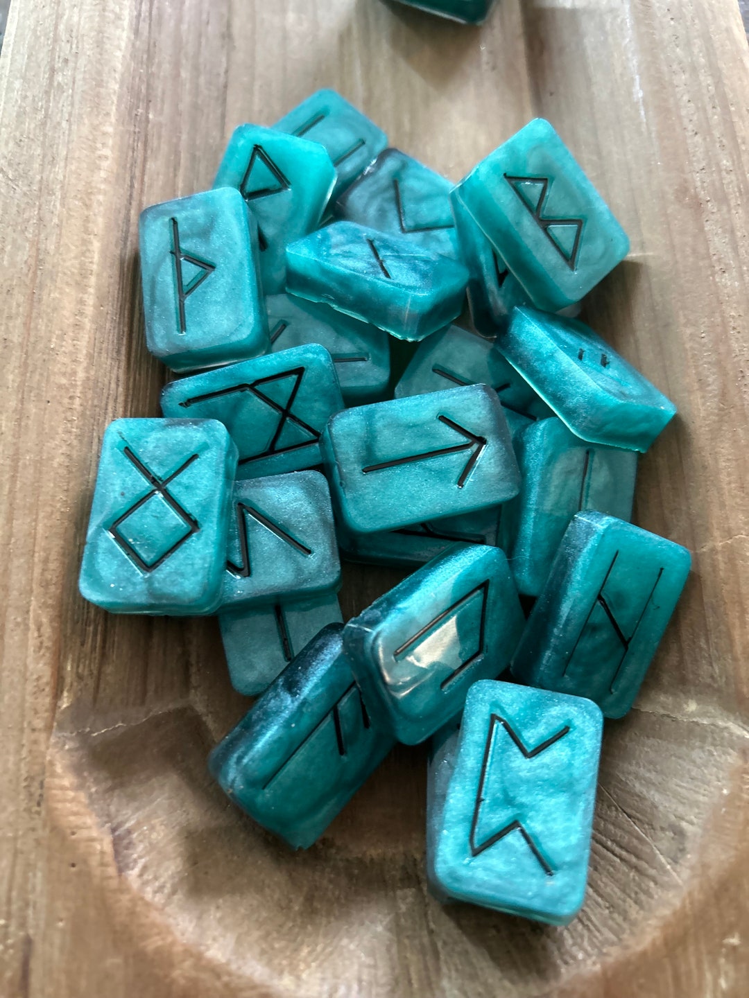 Elder Futhark Rune Set/ Viking/ Runes/ Divination/ Tarot/ Gift Set - Etsy