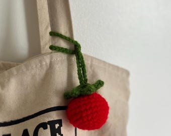 Bijou de sac tomate au crochet