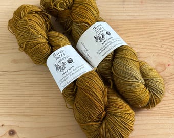 arthur - aurai fingering weight merino yak nylon sock yarn