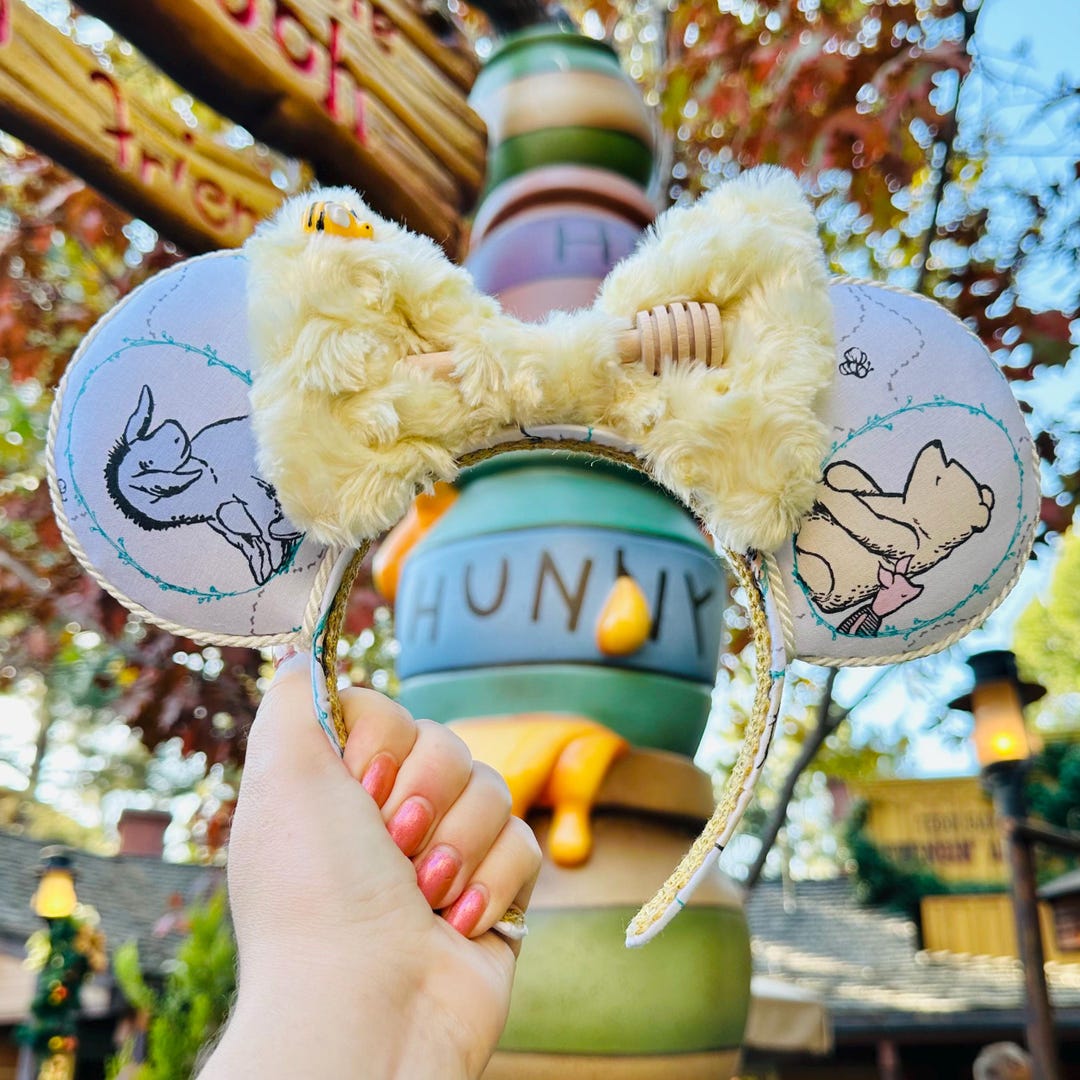 Vintage Classic Winnie The Pooh Inspired Minnie Ears With Fluffy Bow Etsy vintage-classic-winnie-the-pooh-inspired-minnie-ears-with-fluffy-bow-etsy