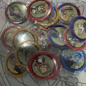 Twisted Wonderland Chibi Dormitory Metal Badges
