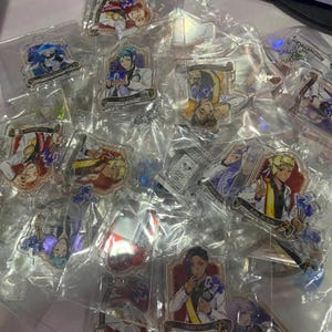 Twisted Wonderland 2023 Birthday Frame Acrylic Keychain