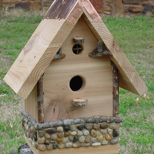 Rockford style birdhouse