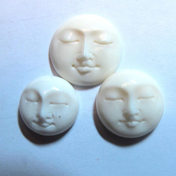 Moon Face Cabochons (12-16mm) Carved Cow Bone Bali Fair Trade