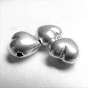 Perles en forme de cœur de 9 mm (3) en argent sterling de Bali, commerce équitable