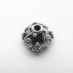 Embouts de perles en argent sterling de Bali : travail du fil, granulation, commerce équitable