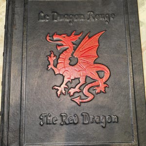 Zeer gewilde facsimile Red Dragon & Dragon Rouge. 2 boeken in 1 ZELDZAME 1 van 1 leren band van hoge kwaliteit. Uniek. Extra groot.