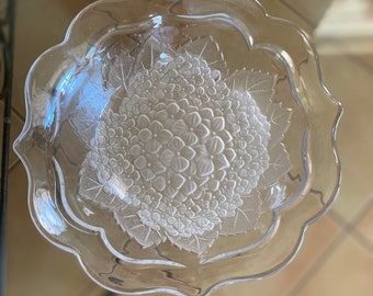 Vintage Japan Mikasa Studio Nova 'Hydrangea' Crystal Hostess Bowl with Frosted Flower & Leaf Detail