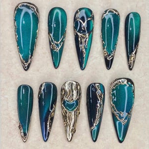 Color Shift Cat Eye Press On Nails: Gold Art Stiletto False Nails