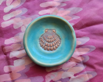 Scallop Shell Small Round Dish