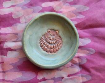 Scallop Shell Small Round Dish