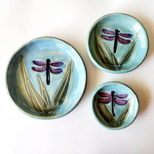 3 Piece Nesting Set of Dragonfly Side Dish Dinnerware Plates