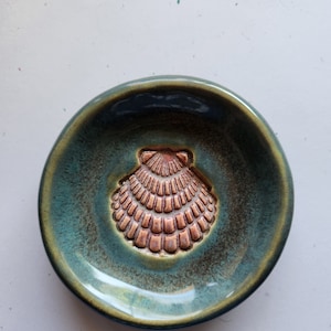 Scallop Shell Small Round Dish