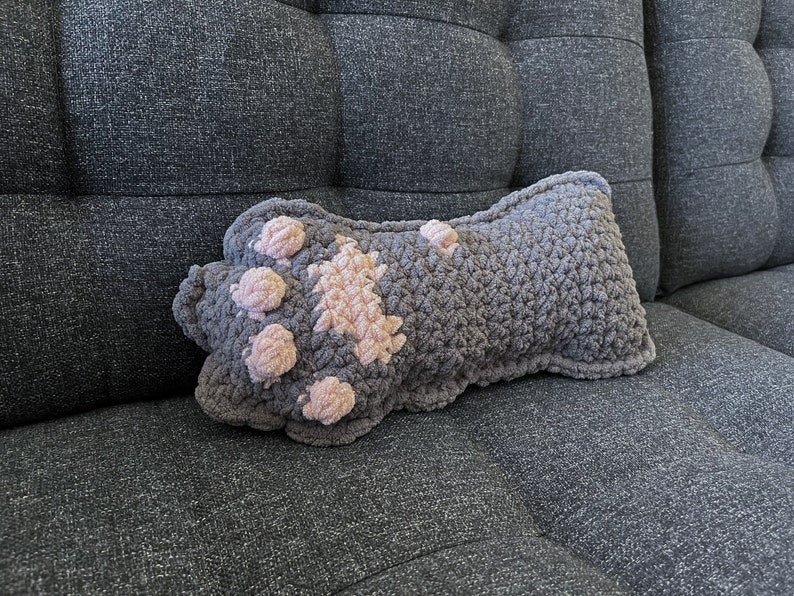 PDF CROCHET PATTERN Toe Beans Pillow Cat Paw Home Decor image 3