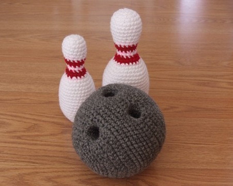 PDF CROCHET PATTERN Bowling Set image 2