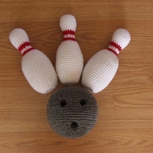 PDF CROCHET PATTERN Bowling Set image 3