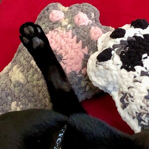 PDF CROCHET PATTERN Toe Beans Pillow Cat Paw Home Decor image 5