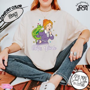 Ms. Valerie Frizzle Funny Teacher T-shirt, Custom Name Teacher Shirt, Personalized Teacher, Teacher Back To School Shirt, Miss Frizzle Shirt