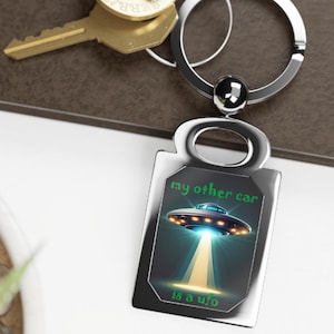 Mon autre voiture est un porte-clés ovni, porte-clés photo au design ovni amusant, porte-clés unique pour vaisseau spatial extraterrestre, cadeau sympa de science-fiction