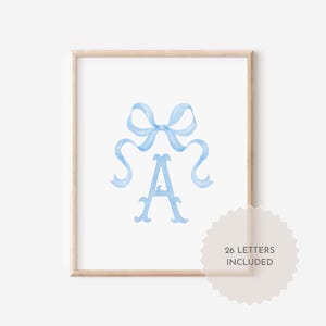 Arte de pared con monograma de lazo azul de una sola letra/Descarga digital/Decoración para dormitorio universitario/Love Shack Fancy/Incluye las 26 letras
