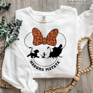 Hakuna Matata Disney Sweatshirt, Animal Kingdom, Disney Family Sweater, Disney Trip Crewneck, Disney Vacation Sweater, Animal Kingdom Sweat
