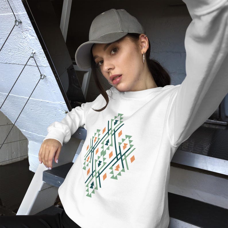 Aztec-Inspired Burgundy Crew Sweatshirt for Women