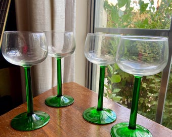 Set of 4 Vintage Luminarc Verrerie D&#39;arques Green-Stem Wine Glasses France, MCM
