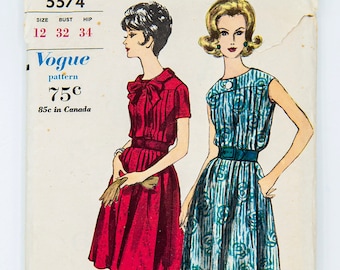Vogue Sewing Pattern 5574, Misses&#39; Dress, Vintage Pattern, Size 12, Bust 32, Hip 34, UNCUT, Year 1960s&#39;