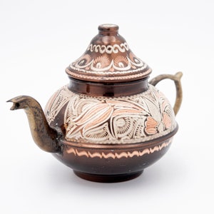 vintage Théière en cuivre gravée à la main, théière turque en cuivre fabriquée à la main, petite théière arabe traditionnelle turque, années 80